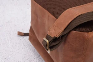 Menzo MB59 Rucksack Büffelleder/deltabraun- Rucksäcke
