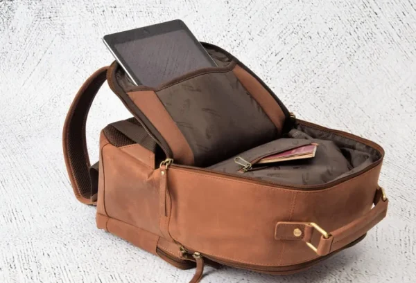 Menzo MB59 Rucksack Büffelleder/deltabraun- Rucksäcke