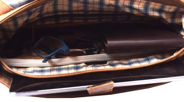 Menzo MB118 Umhängetasche Büffelleder/deltabraun- Umhängetaschen - Shopper | Laptoptaschen