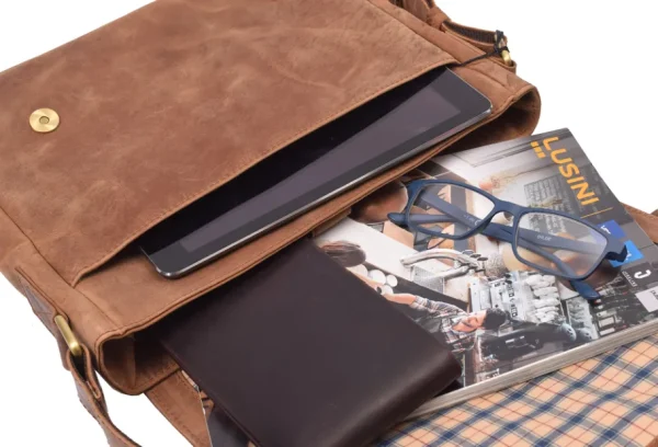 Menzo MB118 Umhängetasche Büffelleder/deltabraun- Umhängetaschen - Shopper | Laptoptaschen